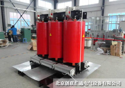 干式變壓器與油浸式變壓器相比較存在什么區(qū)別,有什么優(yōu)點?